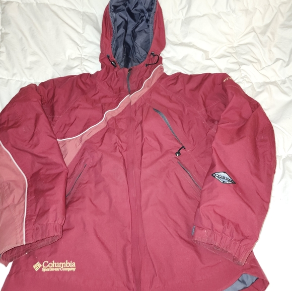 Columbia Jackets & Blazers - COLUMBIA Winter Jacket, Burgundy, VGUC, Size M